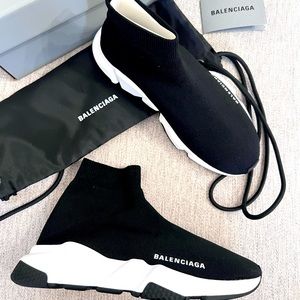 BALENCIAGA WOMEN'S SPEED RECYCLED KNIT SNEAKER IN BLACK/WHITE SIZE 38